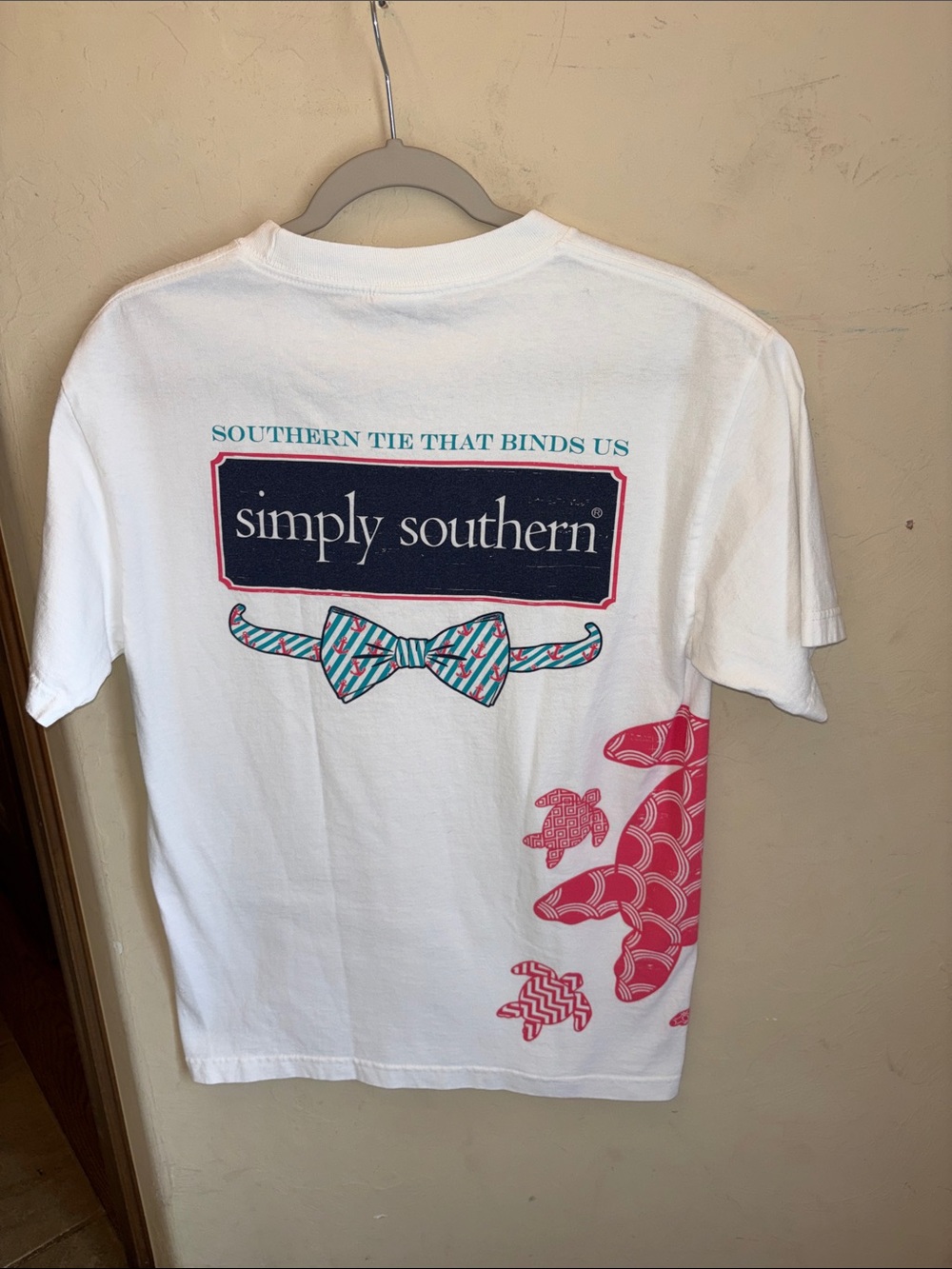 Simply southern turtles cotton tee! Size medium